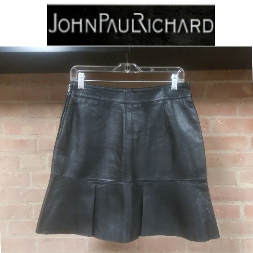 JohnPaulRichard | Cute Leather Skater Skirt